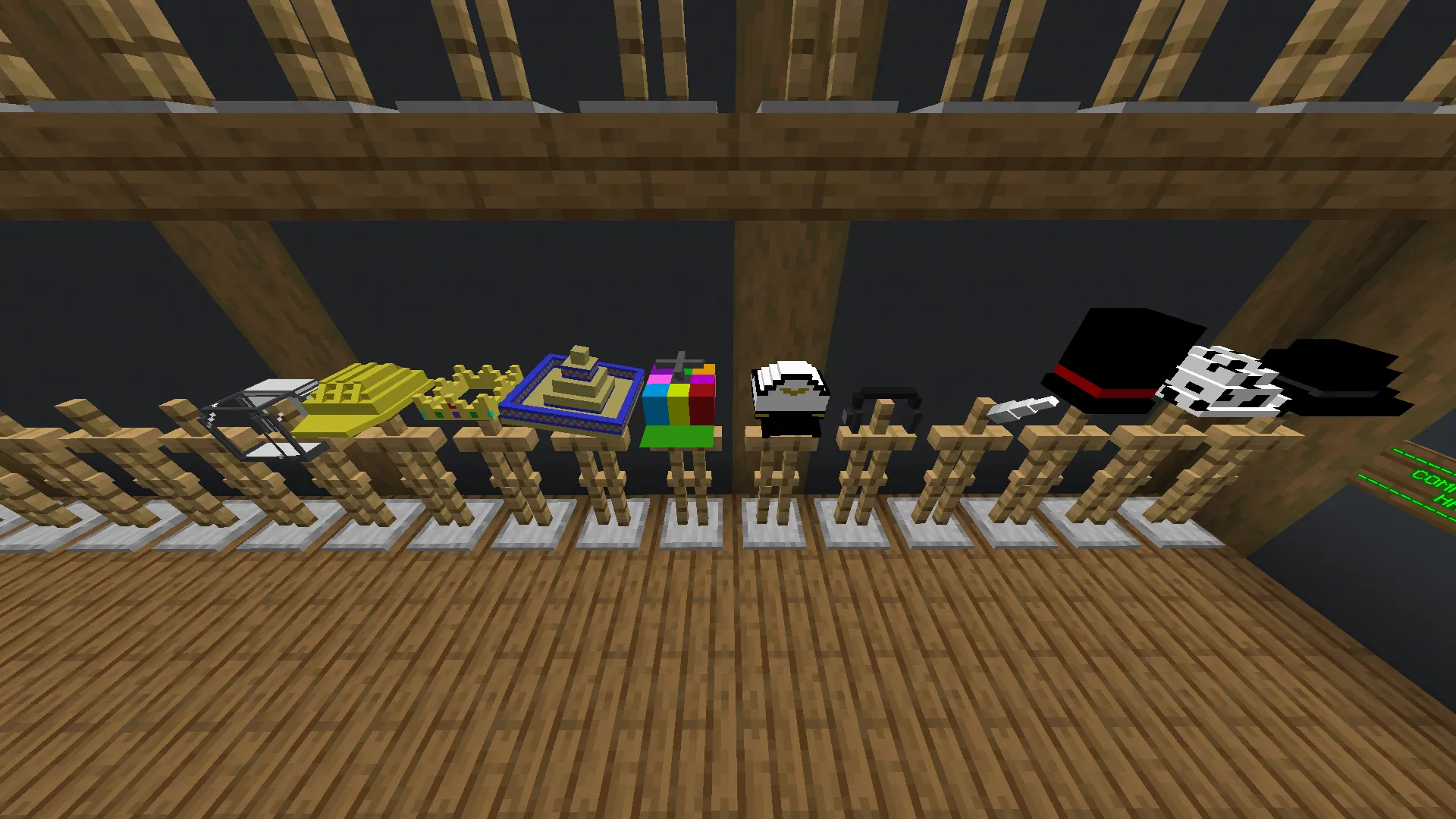 Henderson's Hats & Accessories, Моды, Minecraft