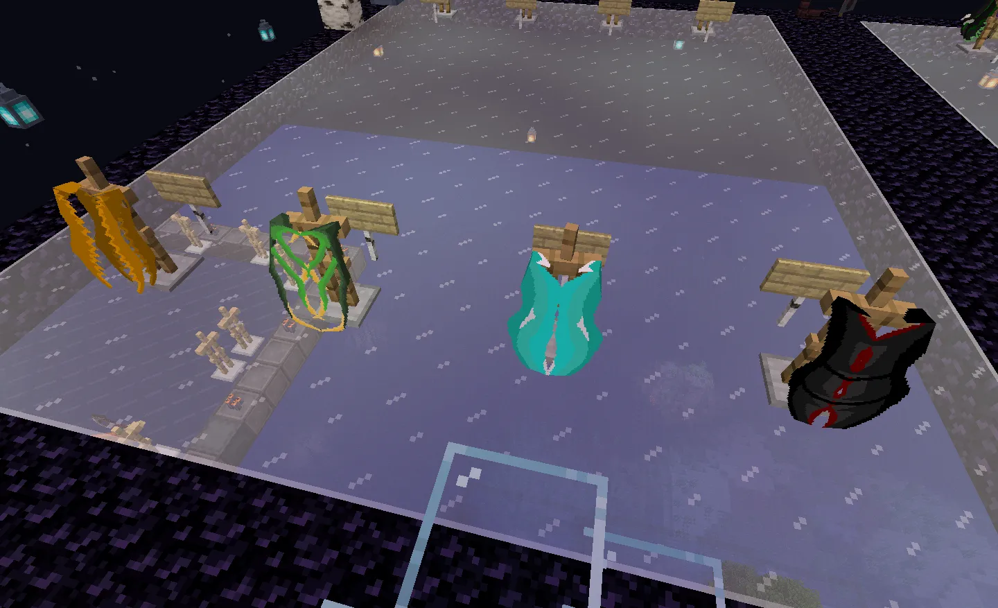 BlackMoon's Armory and Elytras — скриншот 9 (Текстуры, Minecraft)