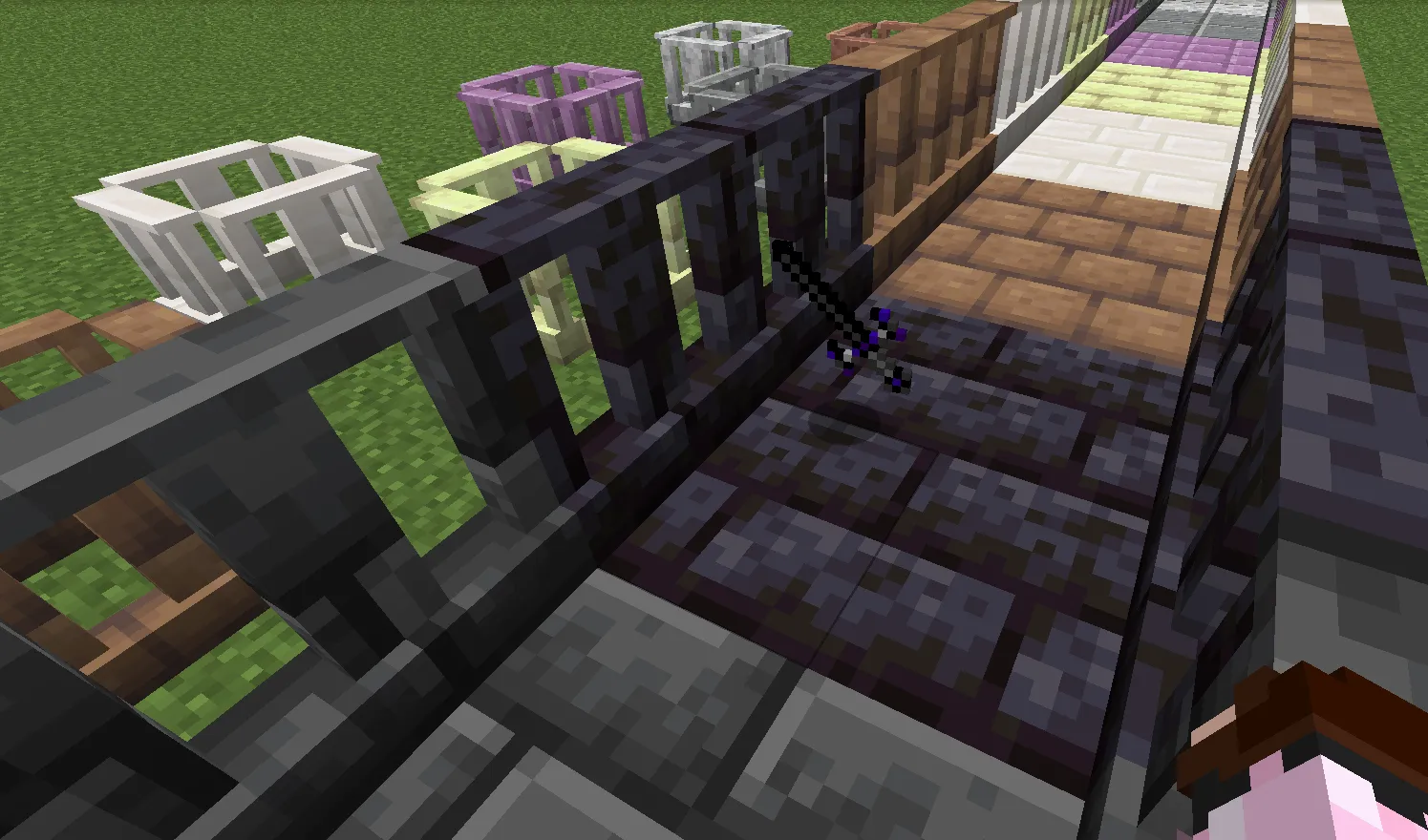 Azister's Weapons&Deco — скриншот 1 (Моды, Minecraft)