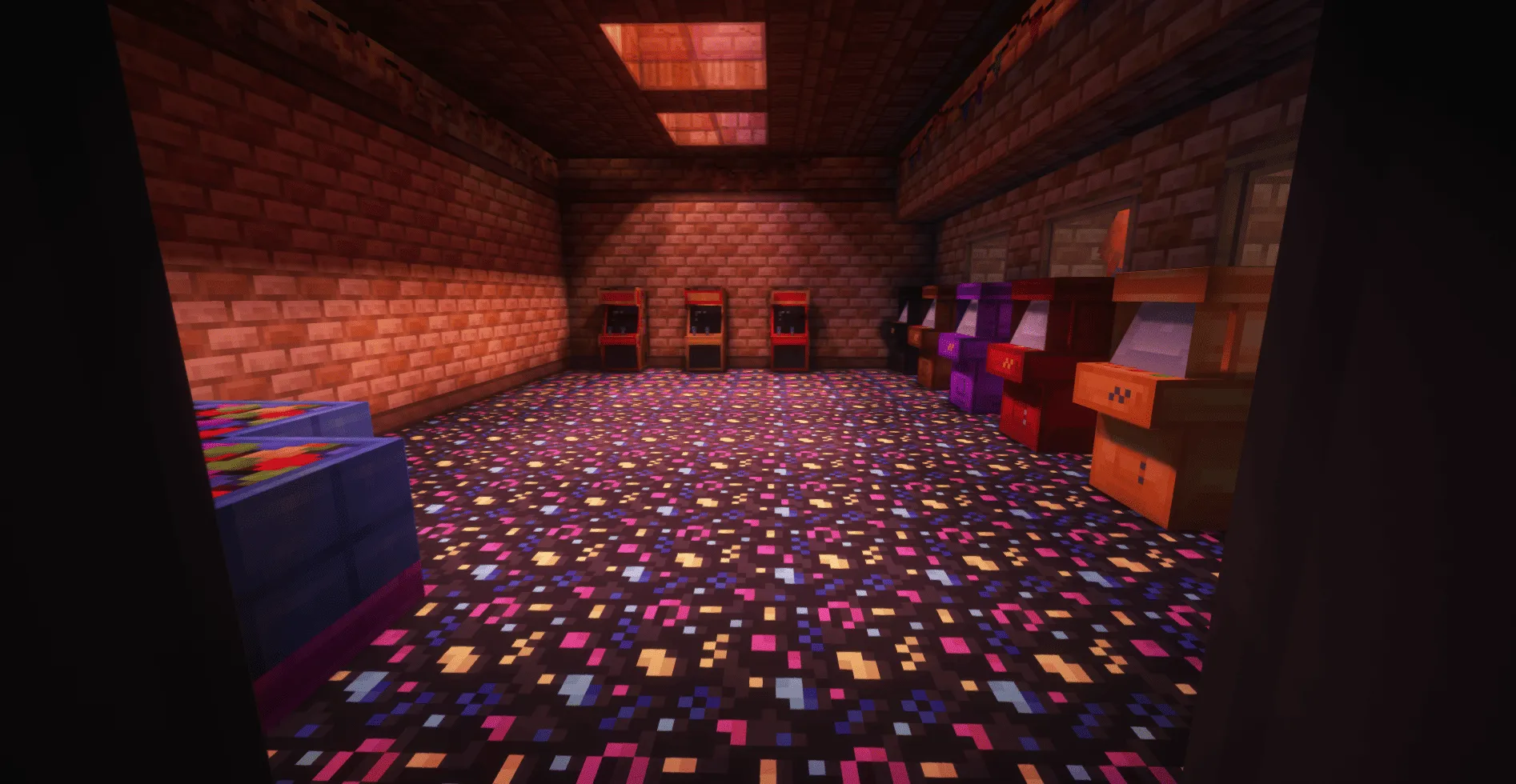 Five Nights at Pixels - Family Diner — скриншот 3 (Модпаки, Minecraft)