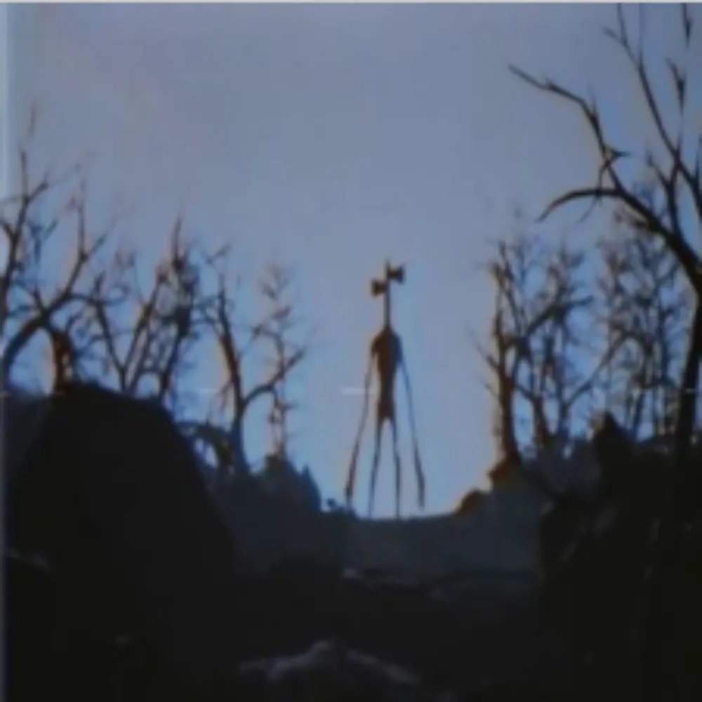 HORROR - The silent forest - Siren Head (horror)